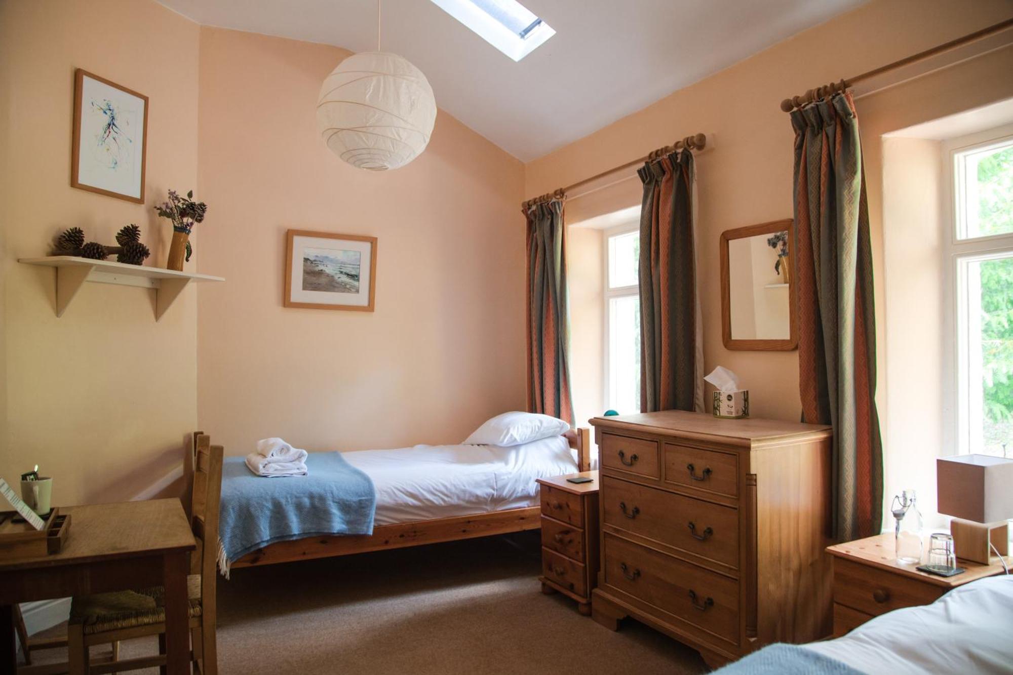 Trigonos - Quiet, Peaceful, Vegetarian B&B And Retreat Centre Nantlle Экстерьер фото